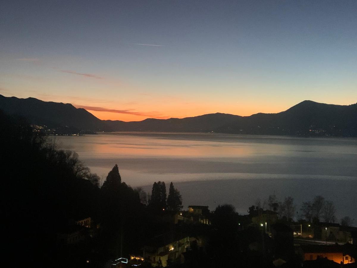 Casa Colmegna Mit Traumhaften See- Und Bergblick Luino Room photo
